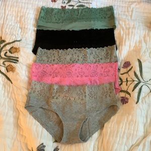 Victoria’s Secret Panties (5 pair) size medium